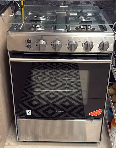 Hisense 60cm Gas Cooker  Oven – Excellent Condition