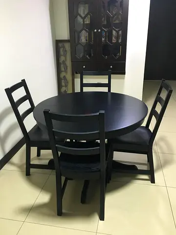 IKEA - Solid Black Round Dining Table extendable with 4 wChairs - Good Condition