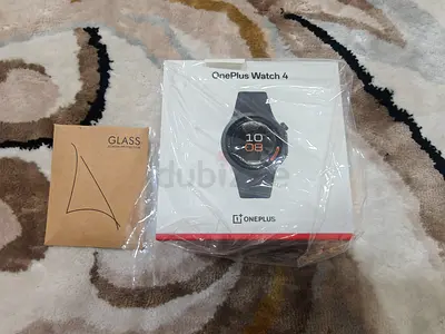 OnePlus watch 4 just new with additional accessories