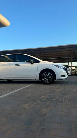 2025 Nissan VERSA 照片 12