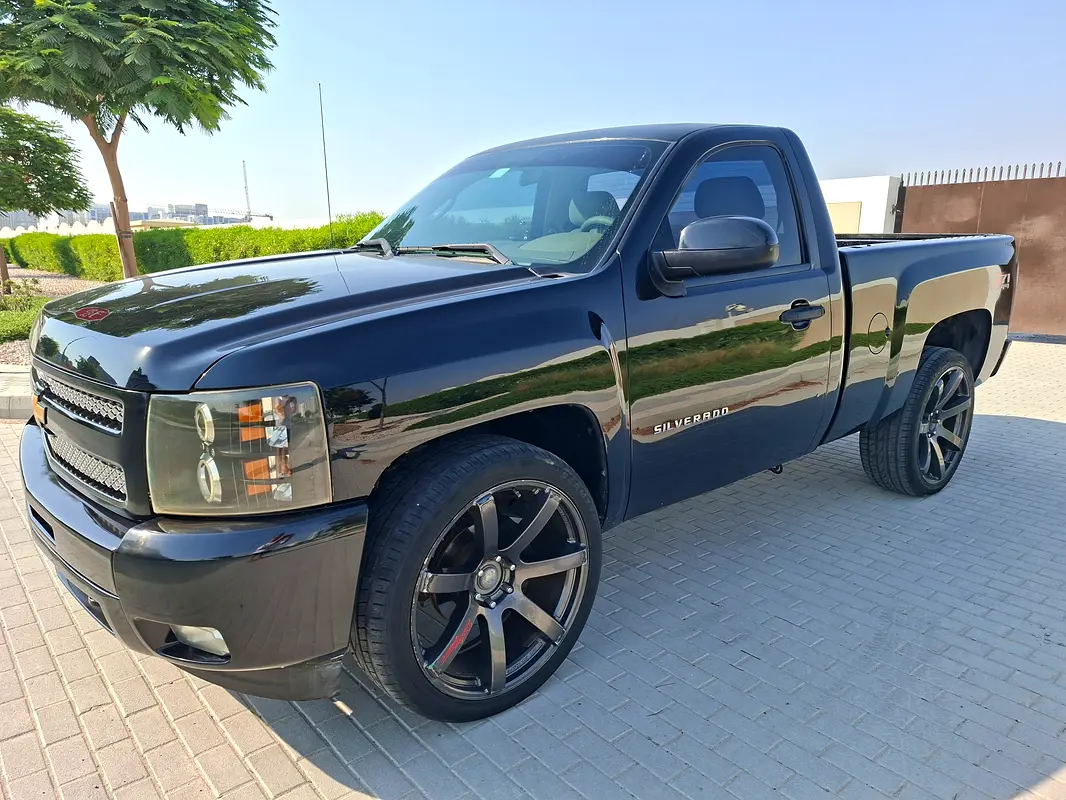 Chevrolet Silverado 1500 2013 — photo 1 of 13