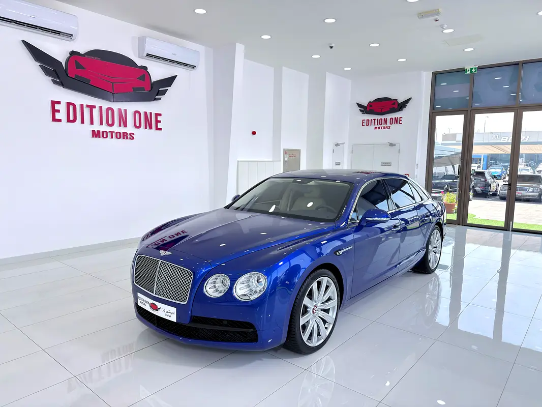 Bentley Flying Spur 2015 — photo 1 of 9