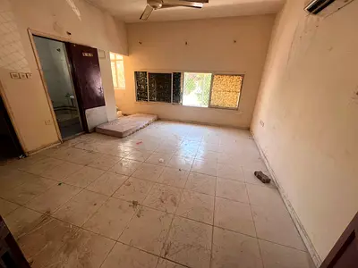 النعيميه 2 عجمان _تكييف سبيلت _مطبخ منفصل _مساحه ممتازه