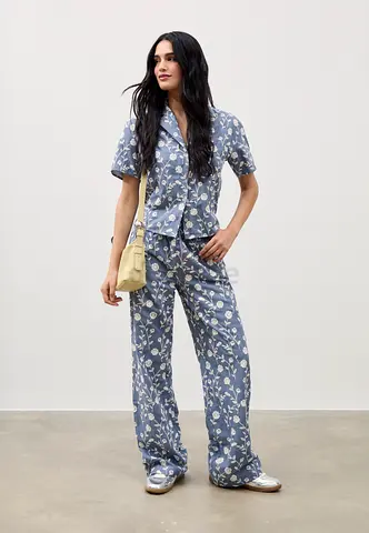 Stradivarius Embroidered Linen Blend Trousers in Grey