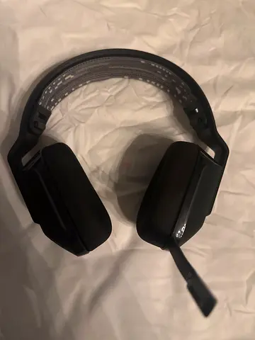 Logitech Wireless Headset G733
