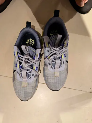 Walking Shoes Size (44.5)