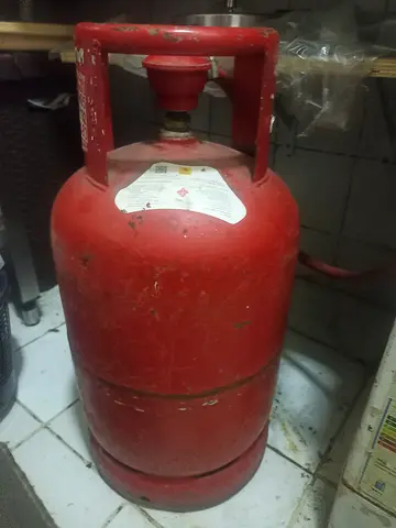 Red LPG Gas Cylinder - Used