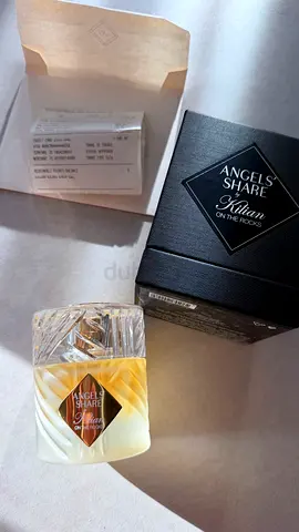 Kilian Angel Share on the rocks