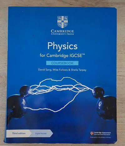 Cambridge IGCSE Physics Coursebook 3rd Edition by David Sang | Excellent Condition