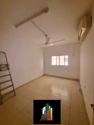 AL QASIMA AERA 1BHK APATMENT //SIPLT AC FITED // WITH BALCONY // GOOD LOCATION BIG APARTMENT // RENT ONLY 26K