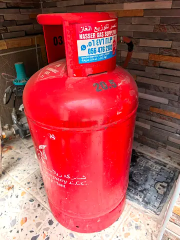 20.5kg Red LPG Gas Cylinder - Used, Half of Gas inside-Good Condition