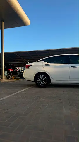 2025 Nissan VERSA 照片 10