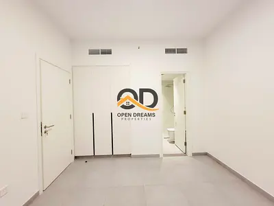 Luxurious 1 bedroom | ready to move | Gym and pool