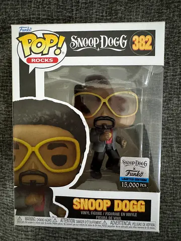 Funko Pop! Rocks Snoop Dogg #382 (Sealed, Limited Edition 15k pieces in world)
