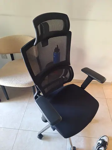 ergonomic mesh chairs with headrest