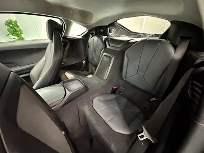 صورة 14 لـ 2015 BMW I8