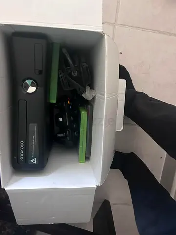 Xbox 360 E