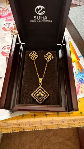 22k (916) uncut diamond pendant set ( brand new)