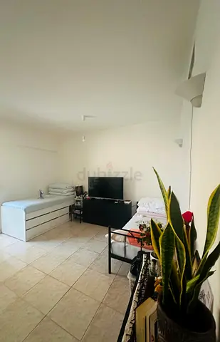 Room with Balcony for Filipinos