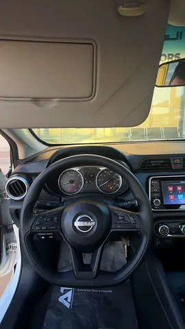 2025 Nissan VERSA 照片 15