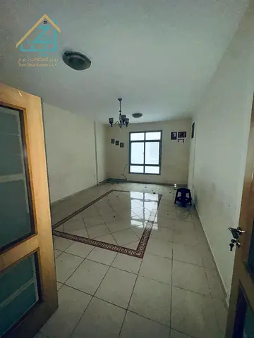 شقة واسعة من غرفتي نوم وصالة للإيجار في مبنى بنك المشرق، عجمان