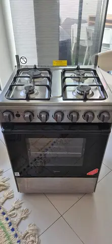 Stainless Steel 4-Burner Gas Cooker with Oven - Good Condition