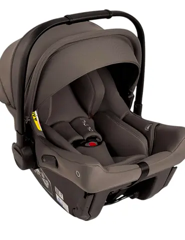 Nuna Pipa Next Car seat and Next car base - ISOFIX Base for Infant Car Seat