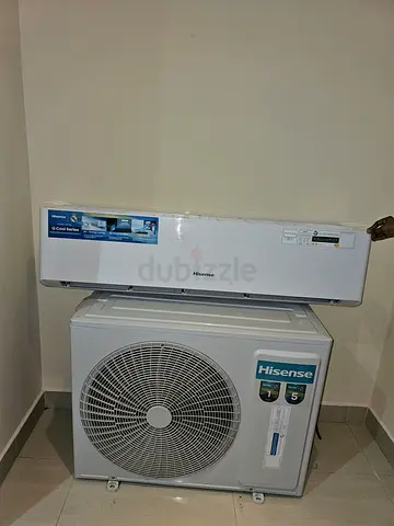 Hisense Split Air Conditioner - Wall Mounted Unit with Outdoor Compressor (Good Condition)