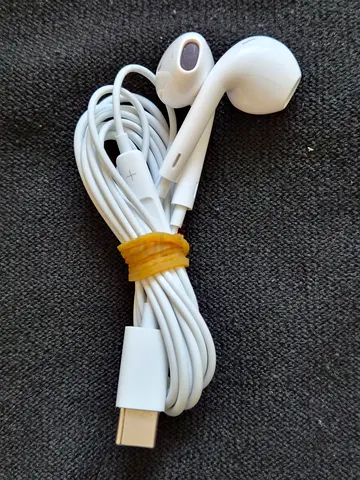 Headset iPhone 17 Pro Max Original