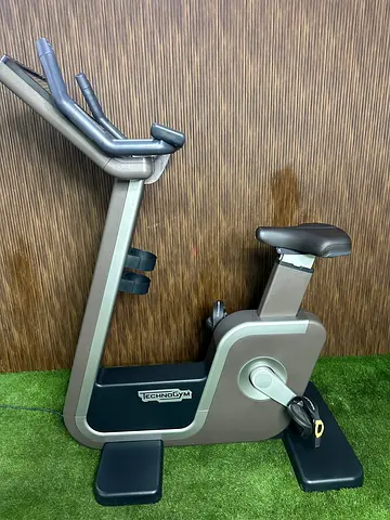 Artis upright bike high quality