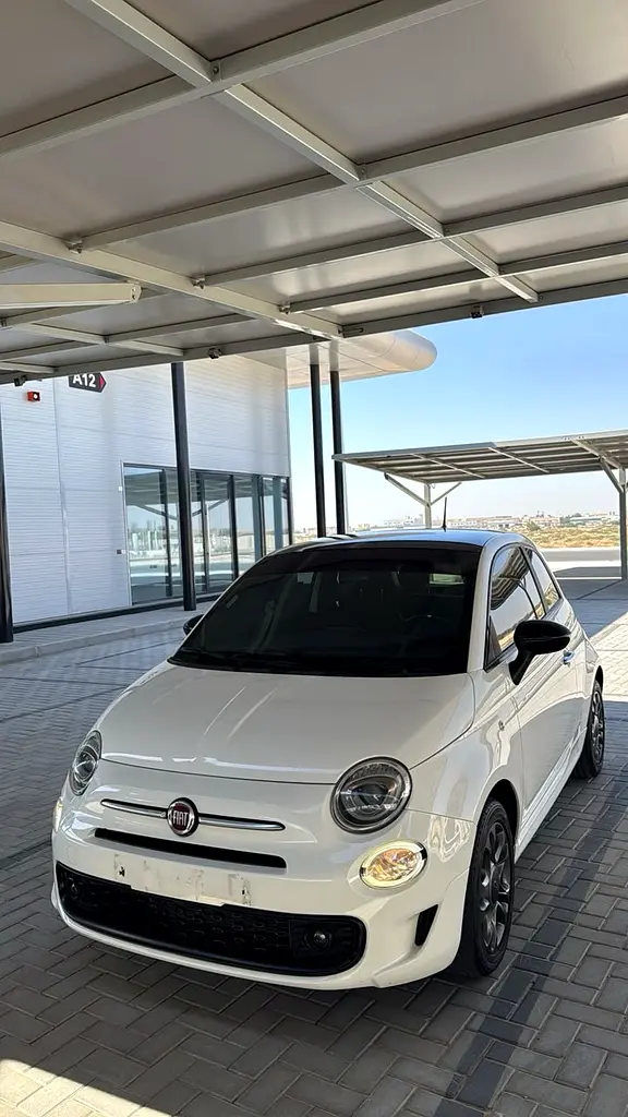 Fiat 500 2021 — photo 1 of 9