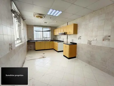 2BHK SPACIOUS LAVISH HUGE/WITH PARKING/