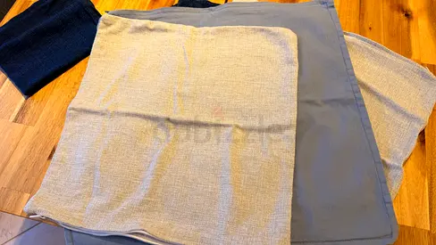 Set of 5 Cushion Covers - 2  Beige 2 navy , 1 light blue
