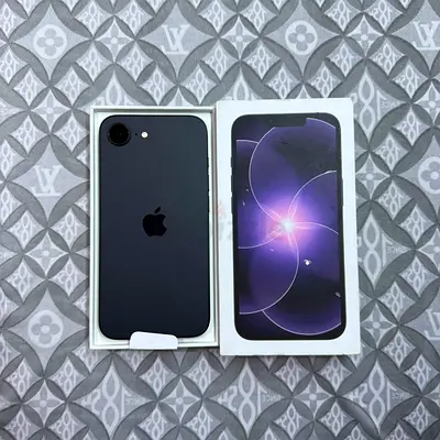 I Phone17e 256GB TDRA