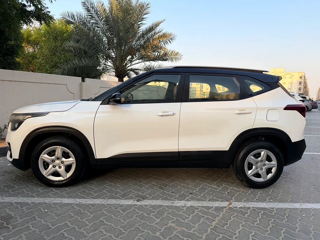 Kia Seltos 2020 — photo 1 of 9