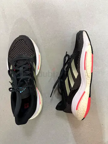 Adidas woman’s Solarboost running sneakers - Excellent condition