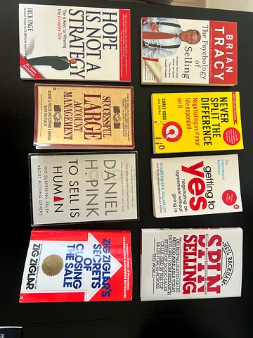 Lot of 8 Sales  Negotiation Books — Brian Tracy, Chris Voss, Daniel Pink + more