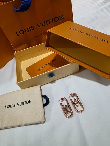 Lv Earrings for sale