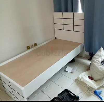 Modern White Single Bed with Grid Pattern Headboard