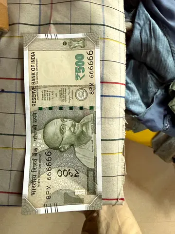 Gently used Indian 500 Rupee Note (Single) serial 666666