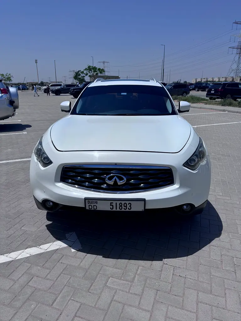 Infiniti FX45/FX35 2009 — photo 1 of 16