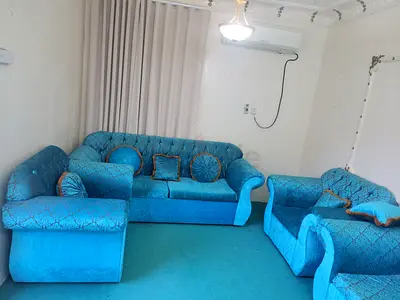 Luxury Blue Sofa Set 3+1+1 – Excellent Condition