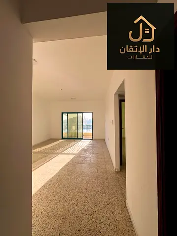 🏡 **غرفة وصالة للإيجار السنوي في الجبيل** 🏡
