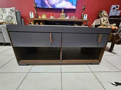 Centre table