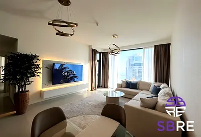 Up to 12 Cheques | Bright & Spacious Layout