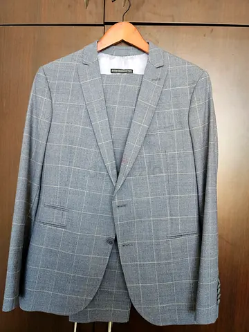 Drykorn Brand Men suit (Jacket and trousers) - size 46 (EU) / 36 (UK) - good condition