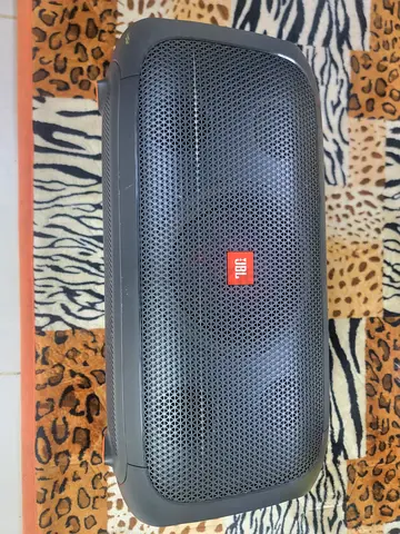 JBL Portable Bluetooth Speaker - Good Working Condition
