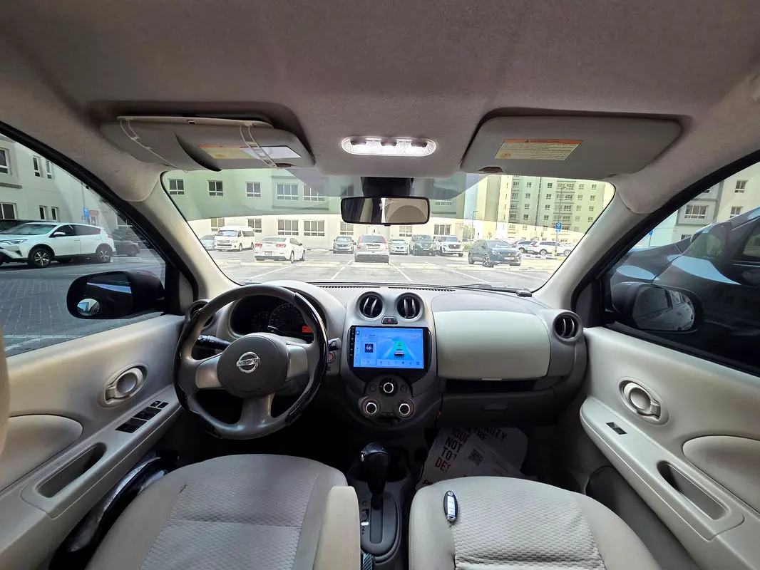 Nissan Micra 2013 — photo 1 of 7
