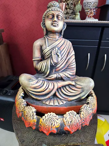 Statue