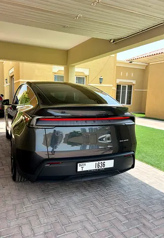 Tesla Model Y Long Range Dual Motor GCC 2025